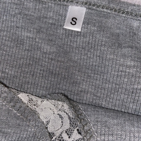 Y2K Crossed-Lace Tank Top (Cropped) - Picture 6 of 6